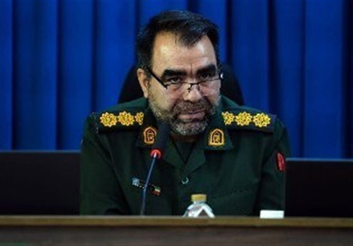 سپاه همواره خود را در کنار دولت و در مسیر حل مشکلات مردم می‌داند