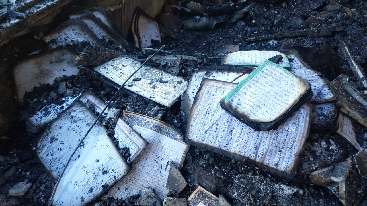 امروز با قرآن به خیابانها میآییم امروز با قرآن به خیابانها میآییم