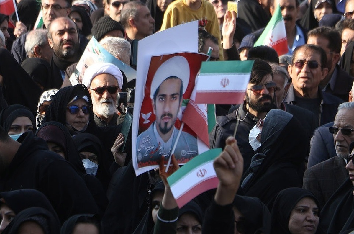 شهید حجت الاسلام حقیقی از مبلغین جهادی حوزه فارس بود