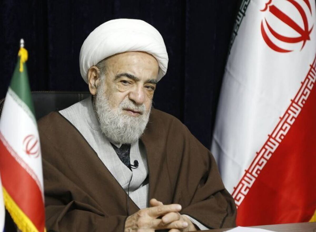 کسانی که به اماکن مقدس و اموال دولتی و خصوصی حمله کردند، قطعا محارب هستند