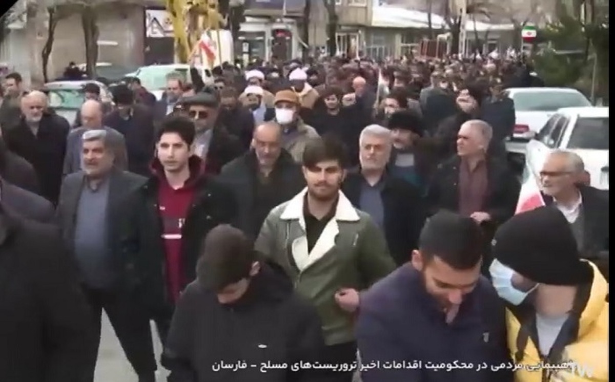 خیزش مردم فارسان در محکومیت اغتشاشات اخیر