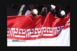 زندگی طلاب در قاب | شانه به شانه با انقلاب