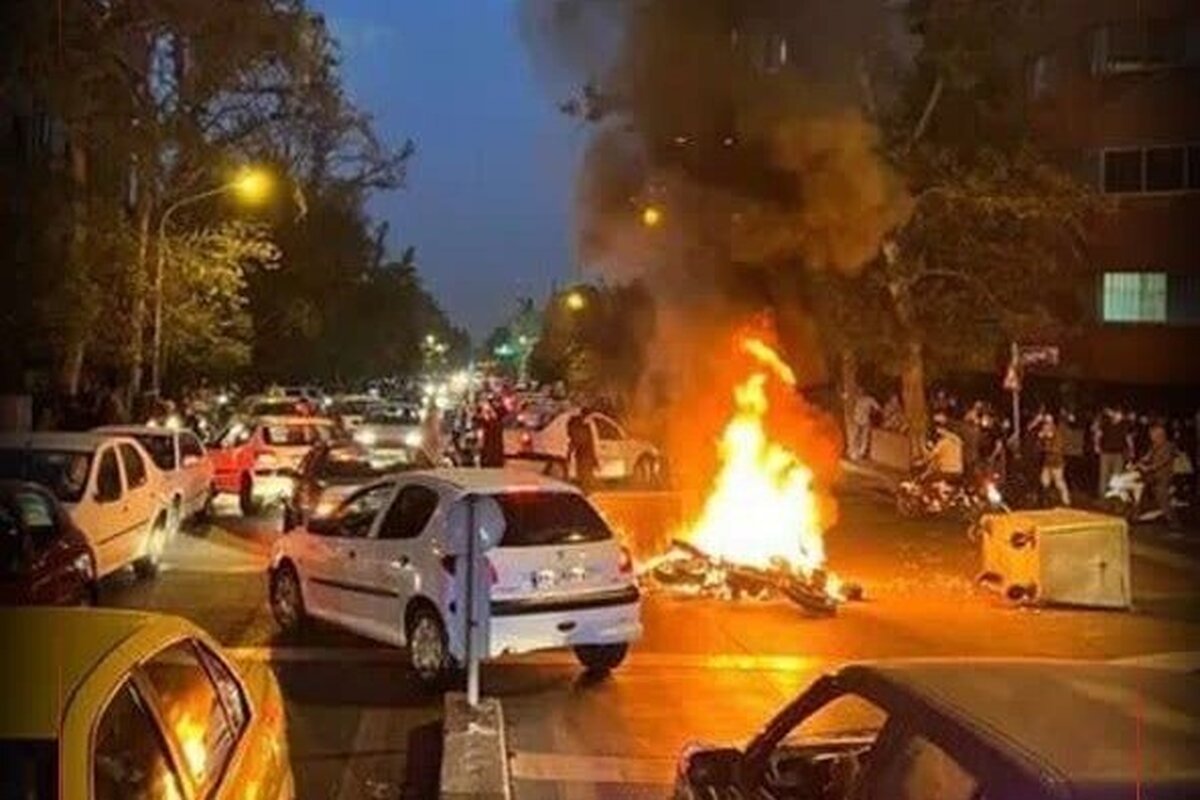 بیانیه تشکل اساتید سطوح عالی و خارج حوزه علمیه قم در پی ناآرامی ها و اغتشاشات