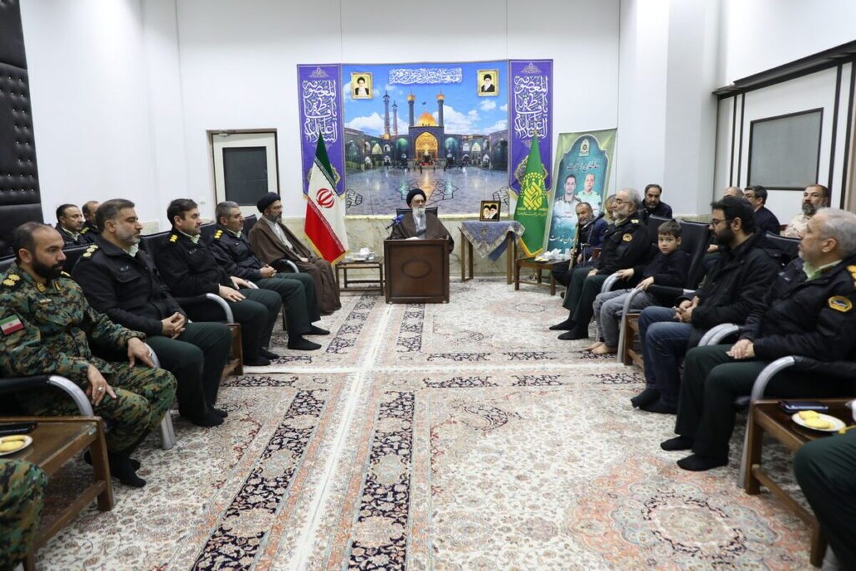 نیروهای انتظامی در دفاع از مردم و نظام سنگ تمام گذاشتند