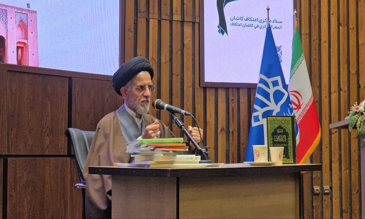 حضور بیش از یک و نیم میلیون نفر در مراسم اعتکاف امسال