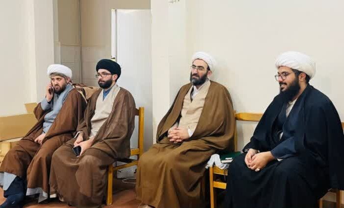 آغاز سلسله نشستهای انجمن فقه و اصول/پاسخ به شبهات نوین و ارتقای سطح علمی فقه+ تصاویر آغاز سلسله نشستهای انجمن فقه و اصول/پاسخ به شبهات نوین و ارتقای سطح علمی فقه+ تصاویر