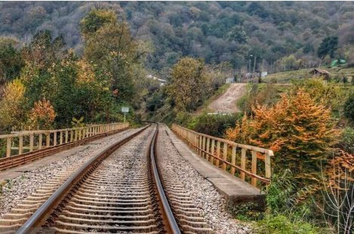 ایران شاهراه ترانزیتی شرق - غرب؛ از تبریز تا ثریا