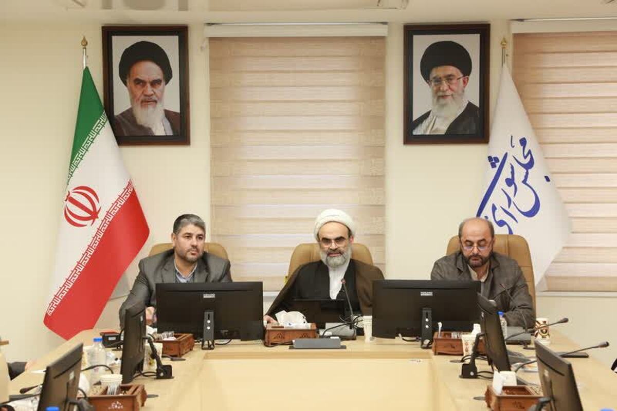 چالش‌های پیگیری تحقق ارزش‌های اسلامی از طریق تدوین قانون به عنوان ابزار تحقق خط مشی عمومی