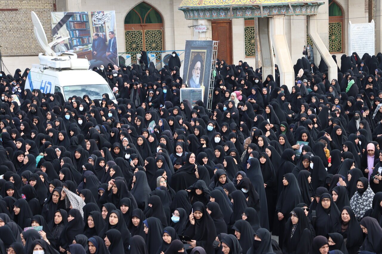 وداع باشکوه مردم اهواز با آیت الله شفیعی