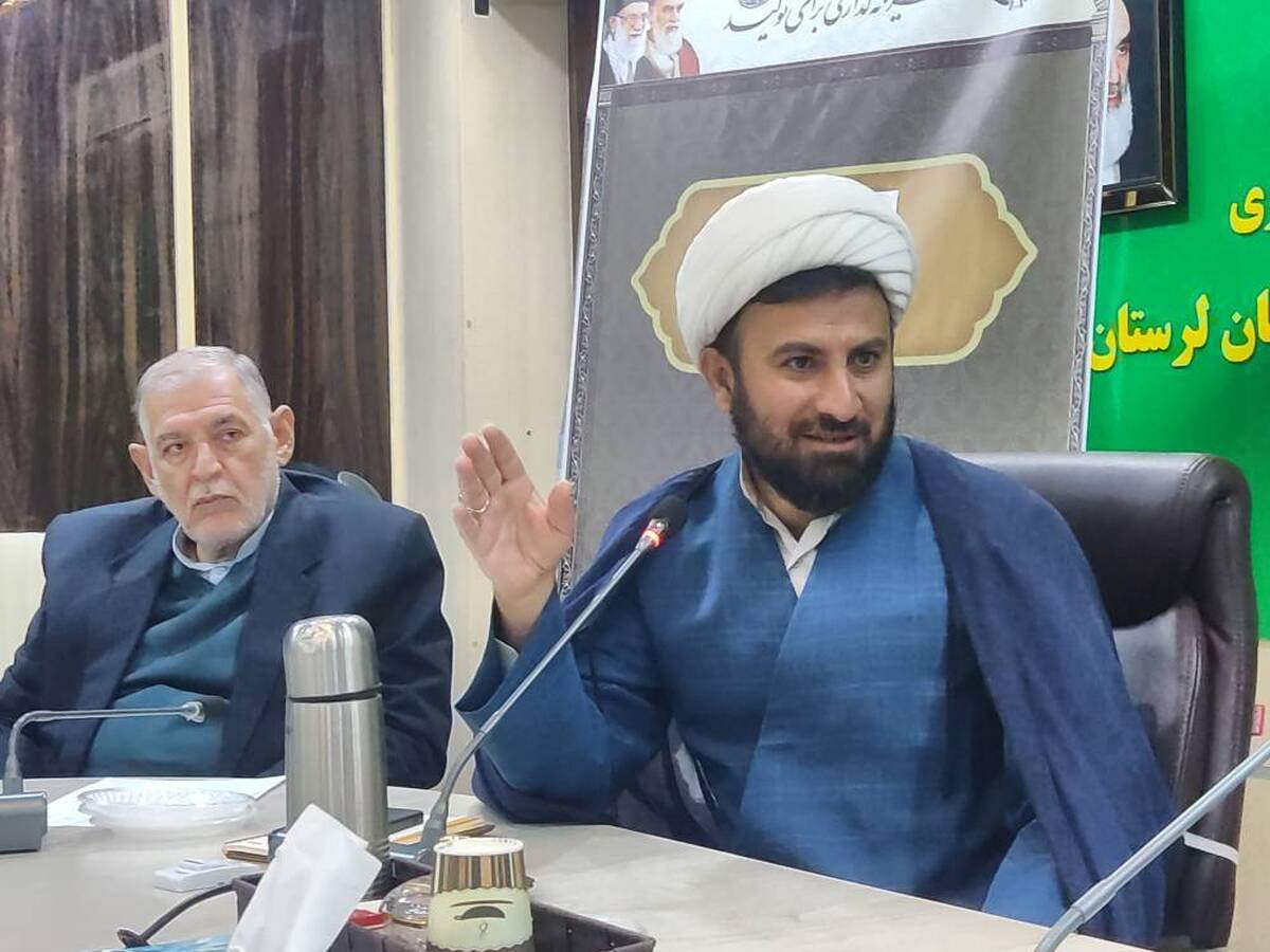 مهم ترین مصداق امر به معروف و نهی از منکر خدمات صادقانه به مردم است