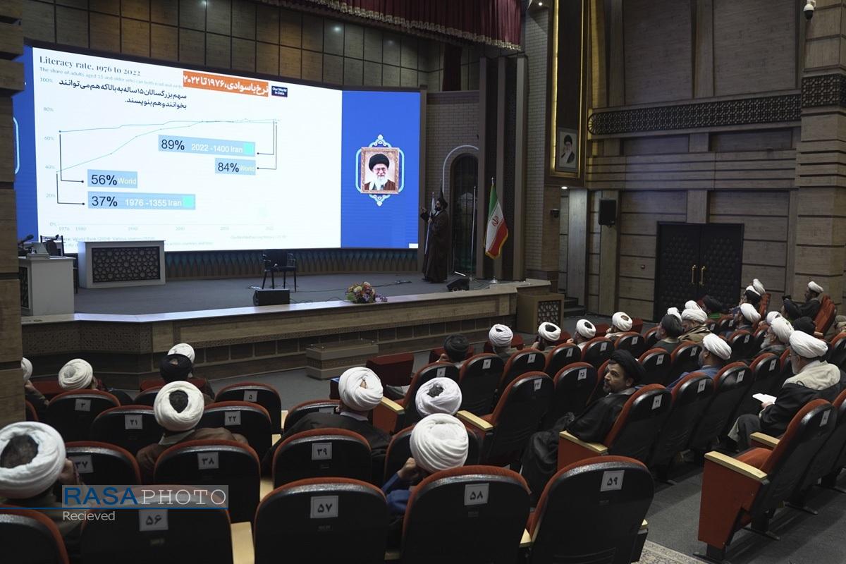 دوره آموزشی مبلغین اعزامی اوقاف در دهه فجر انقلاب اسلامی