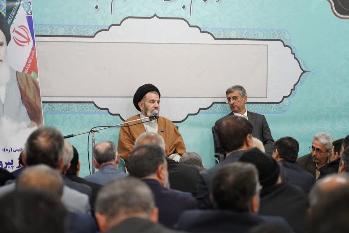 خدمت بی‌منت مسئولیت مدیران در نظام اسلامی است