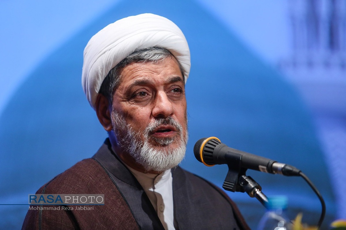 عملکرد اشتباه برخی منسوبان به دین، جوانان را دین‌زده می‌کند