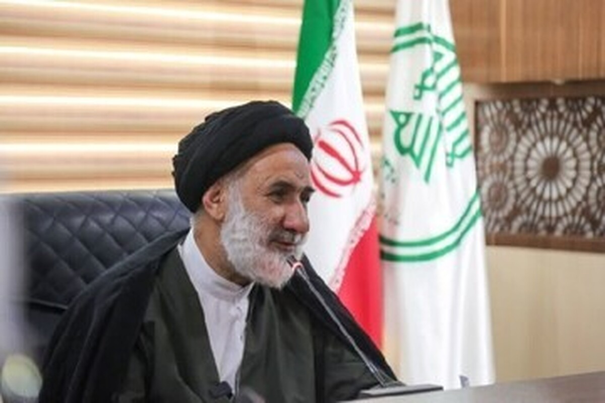 مسئولان موظف به به حل مشکلات مردم هستند