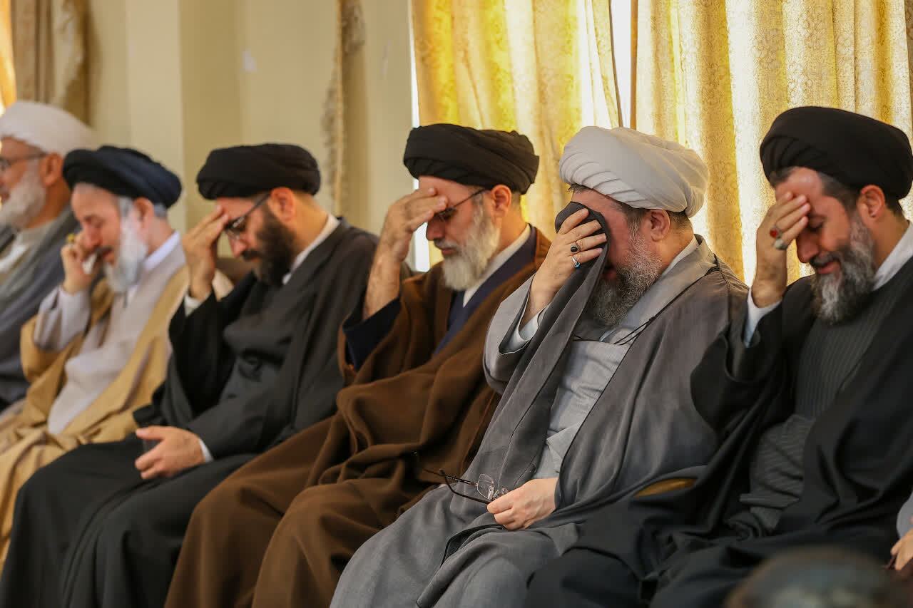 امام جمعه تبریز در آیین بزرگداشت مرحوم سیدابوالفضل مصطفایی حضور یافت+ تصاویر امام جمعه تبریز در آیین بزرگداشت مرحوم سیدابوالفضل مصطفایی حضور یافت+ تصاویر