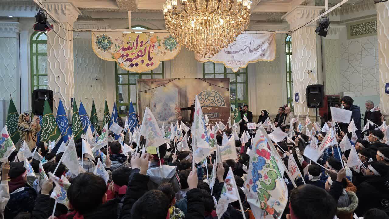 برگزاری جشن قرآنی با شکوه نونهالان در حرم امامزاده صالح(ع) فرحزاد