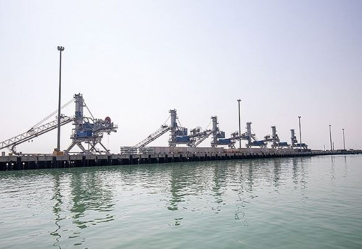 رکورد تخلیه کالای اساسی از کشتی در ایران شکسته شد