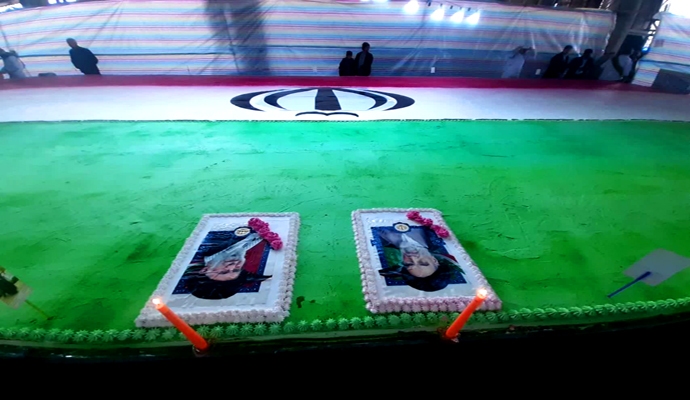 پخت بزرگترین کیک پرچمی جهان در جمکران + عکس