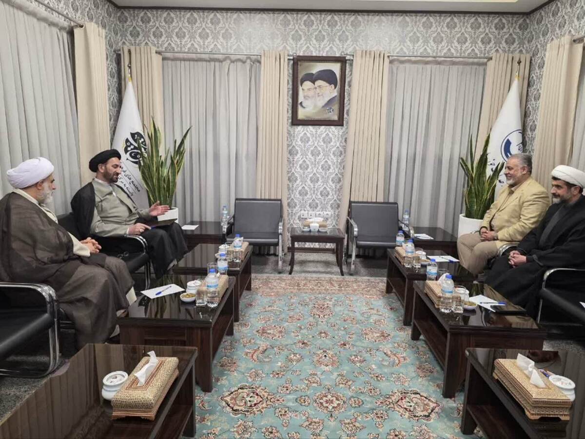 دیدار رئیس مرکز خدمات حوزه با مدیر عامل بنیاد بین المللی آبشار عاطفه ها