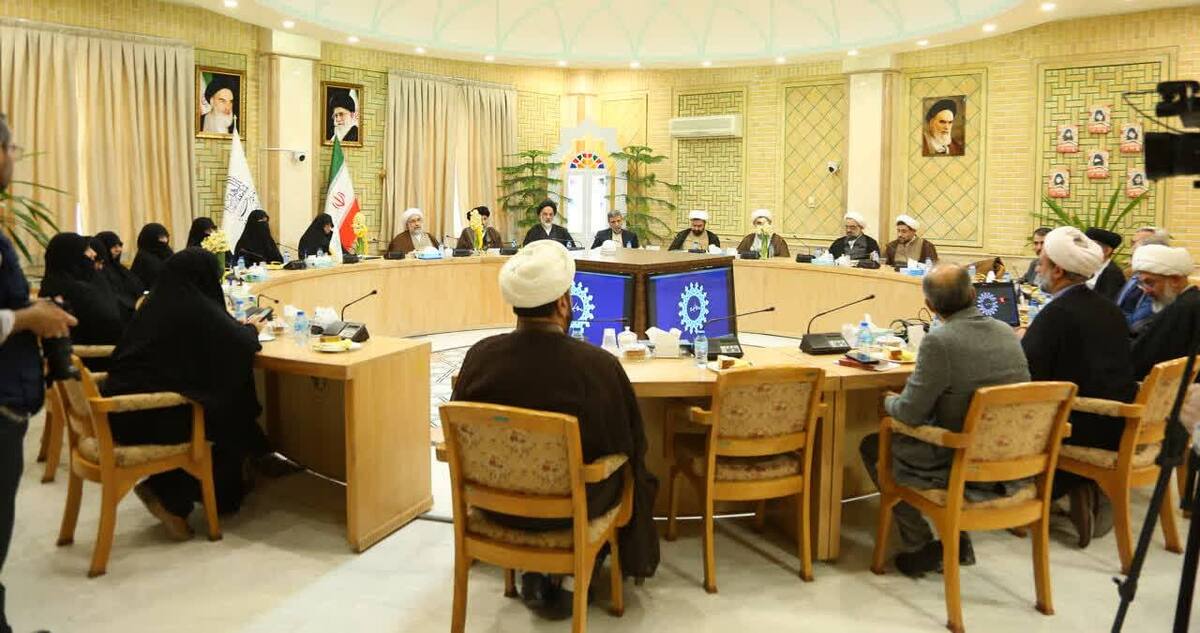 گزارشی از نشست مشترک رئیس جامعه المصطفی با مدیر جامعه الزهرا