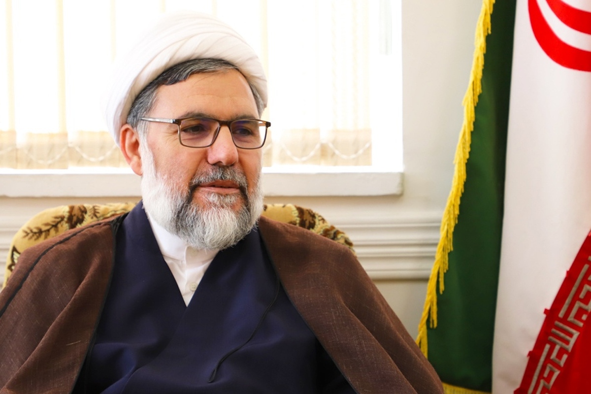 مبلغان باید تحلیل‌گر، شنوا و پاسخگو باشند