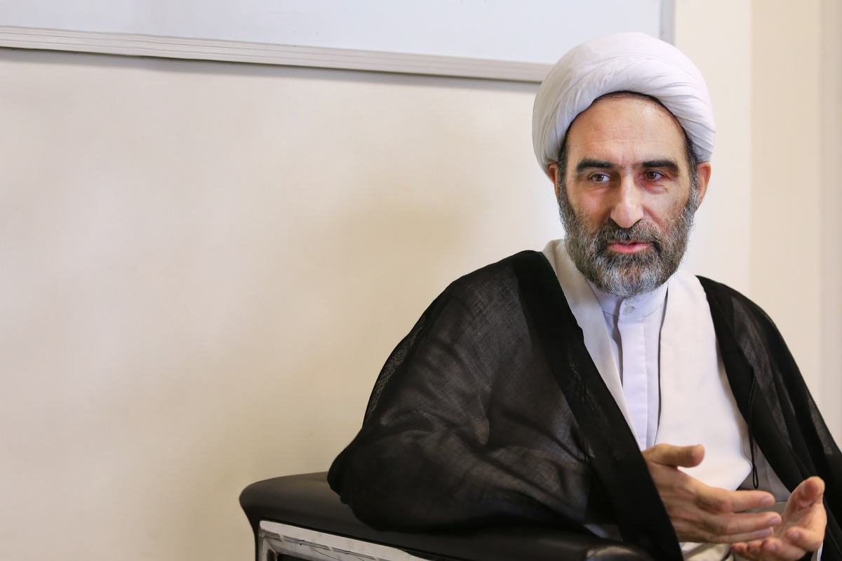 وحدت اسلامی از اصول بنیادین جهموری اسلامی