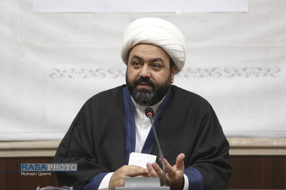 ضرورت کنترل سلبریتی‌ها و اصلاح فضای رسانه‌ای