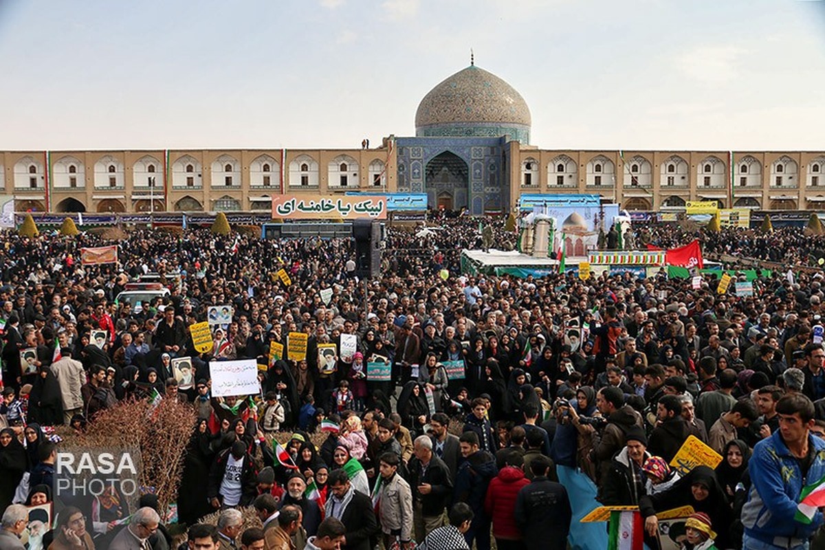 حضور حماسی مردم در سالروز پیروزی انقلاب اسلامی پیام اقتدار را به دنیا خواهد داد