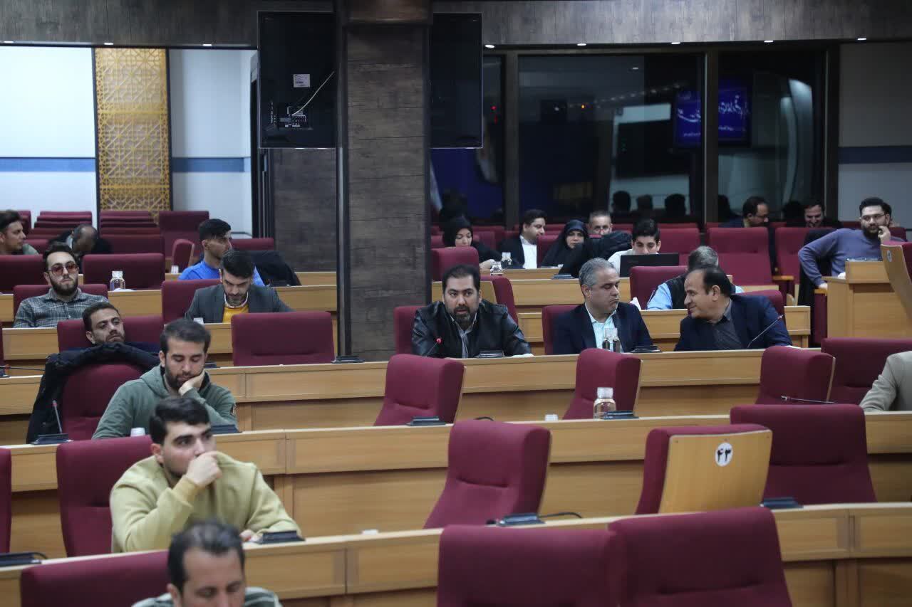 وحدت، محور تصمیم‌گیری در استان قم