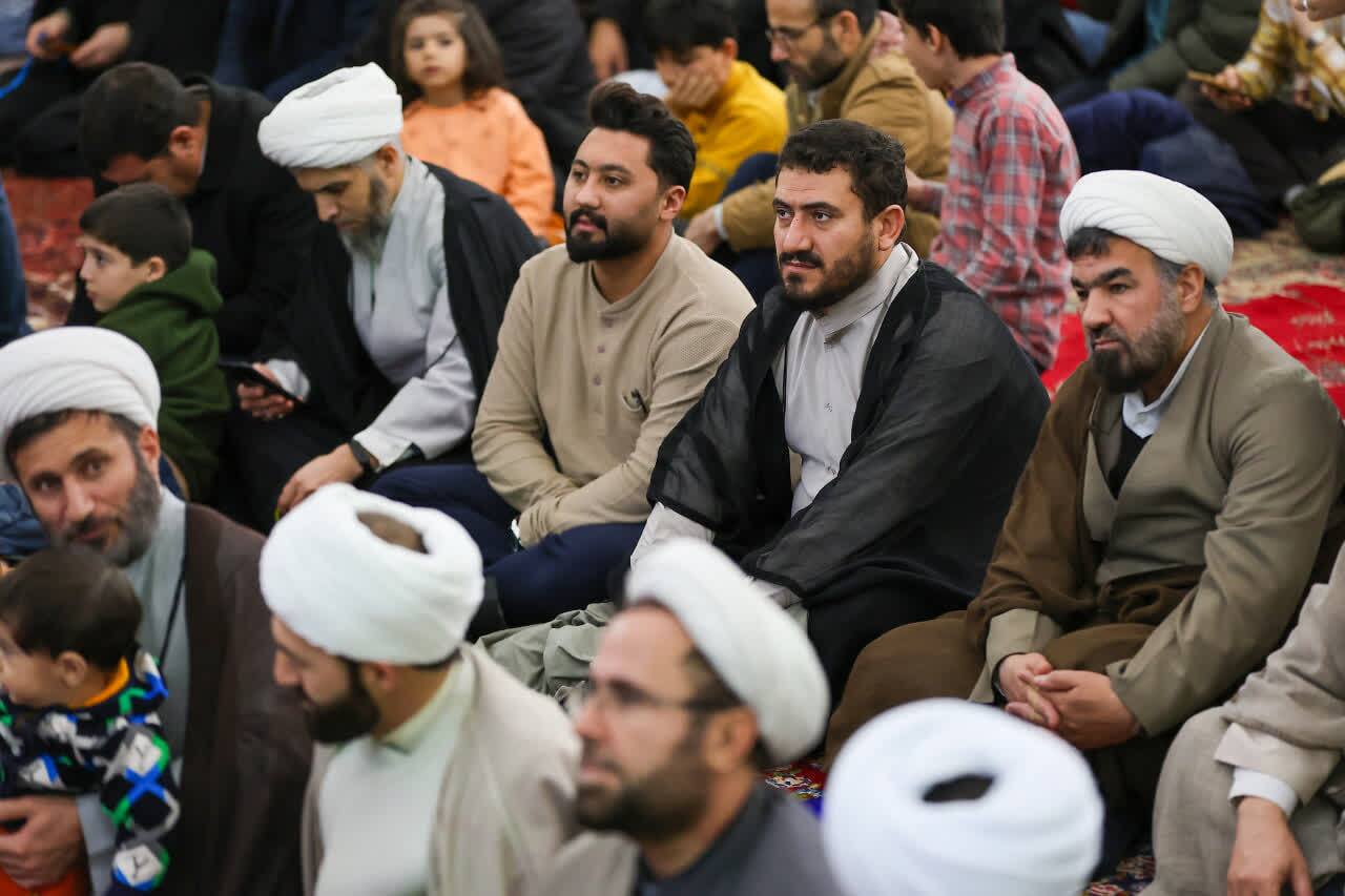 تبلیغ دین، رسالت اصلی و همیشگی روحانیت در پاسداری از انقلاب اسلامی است