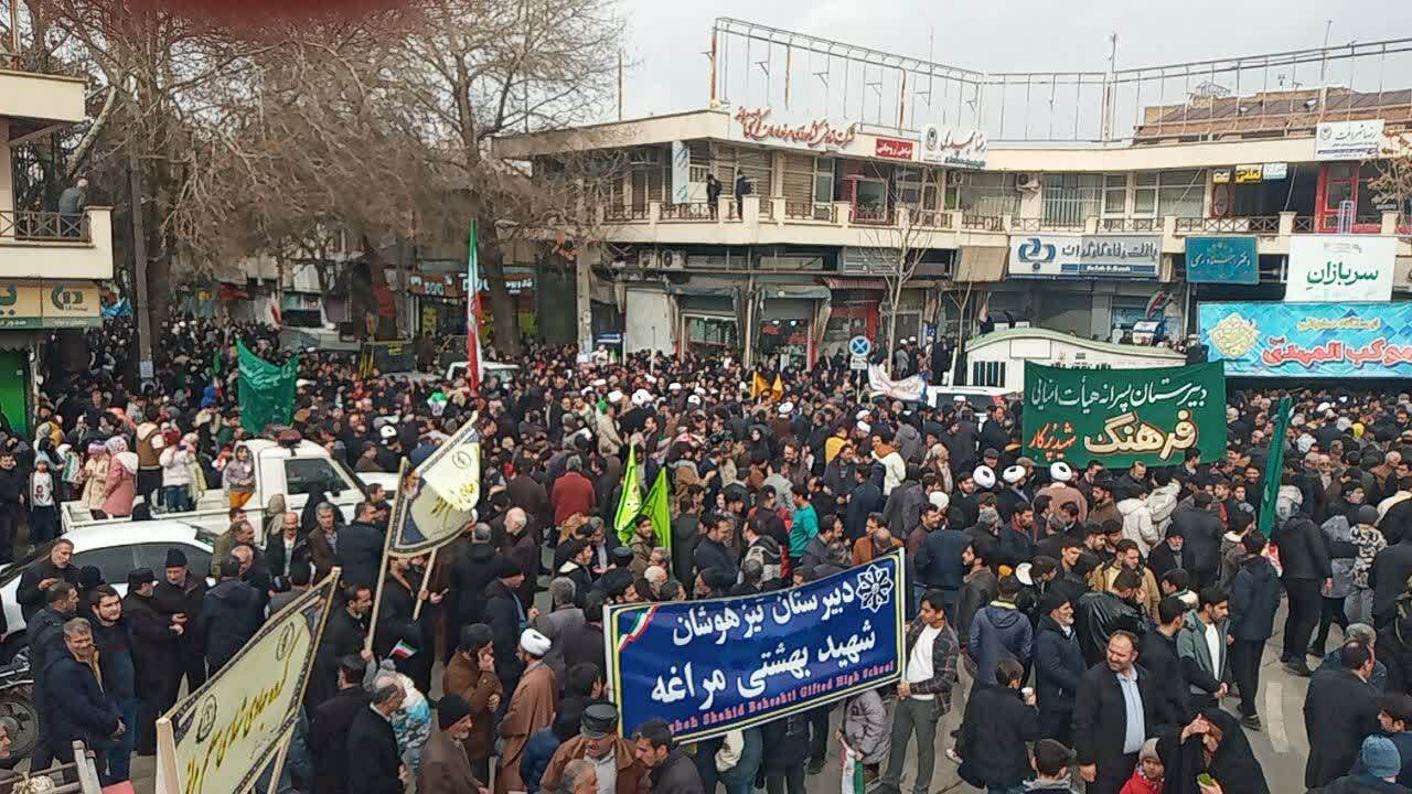 حضور بینظیر مردم مراغه در راهپیمایی چهل و هفتمین فجر انقلاب اسلامی+ تصاویر حضور بینظیر مردم مراغه در راهپیمایی چهل و هفتمین فجر انقلاب اسلامی+ تصاویر