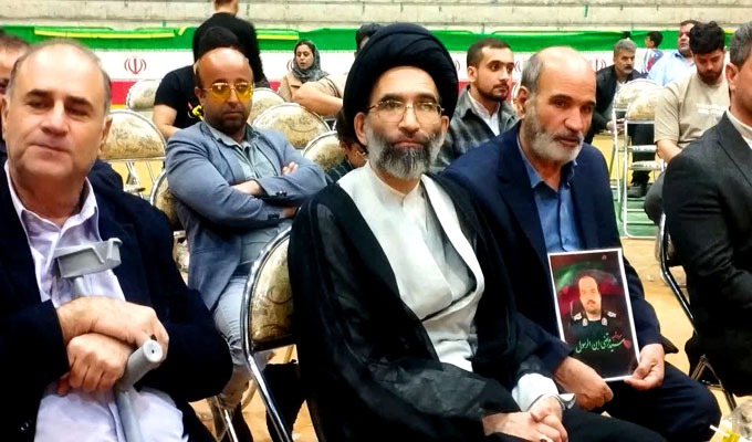 یادواره شهدا خدمت و اقتدار در کاشان برگزار شد + عکس یادواره شهدا خدمت و اقتدار در کاشان برگزار شد + عکس