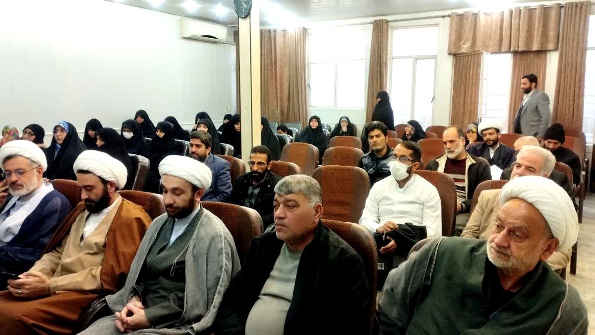 قرآن در جامعه اسلامی غریب است