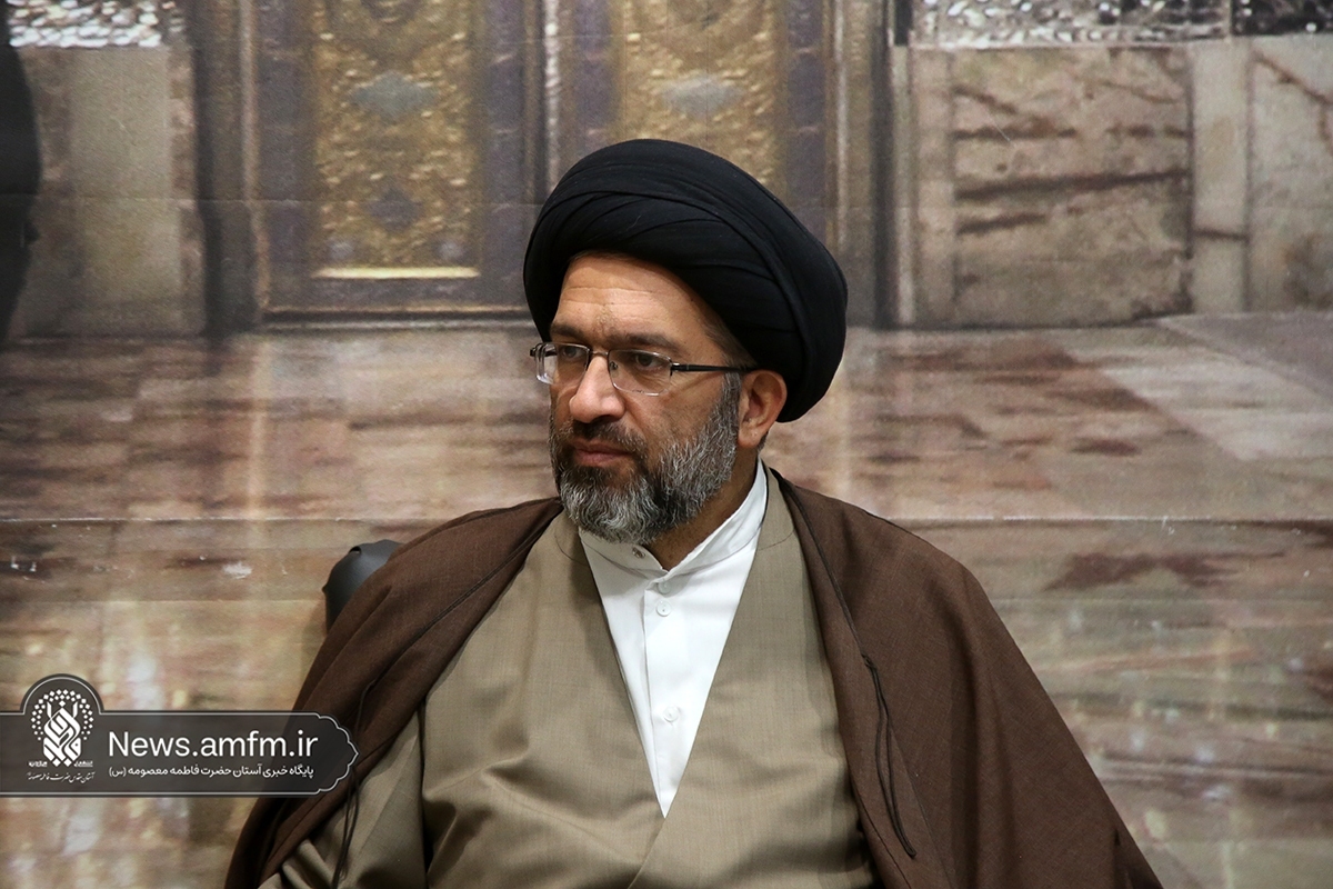 تدارک بیش از ۱۱۰ عنوان برنامه فرهنگی ویژه ماه رمضان در حرم مطهر بانوی کرامت