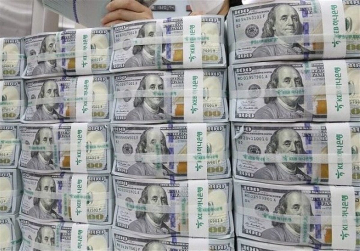 دلار 162 هزار تومانی در تلگرام؛ بازار چه می‌گوید؟