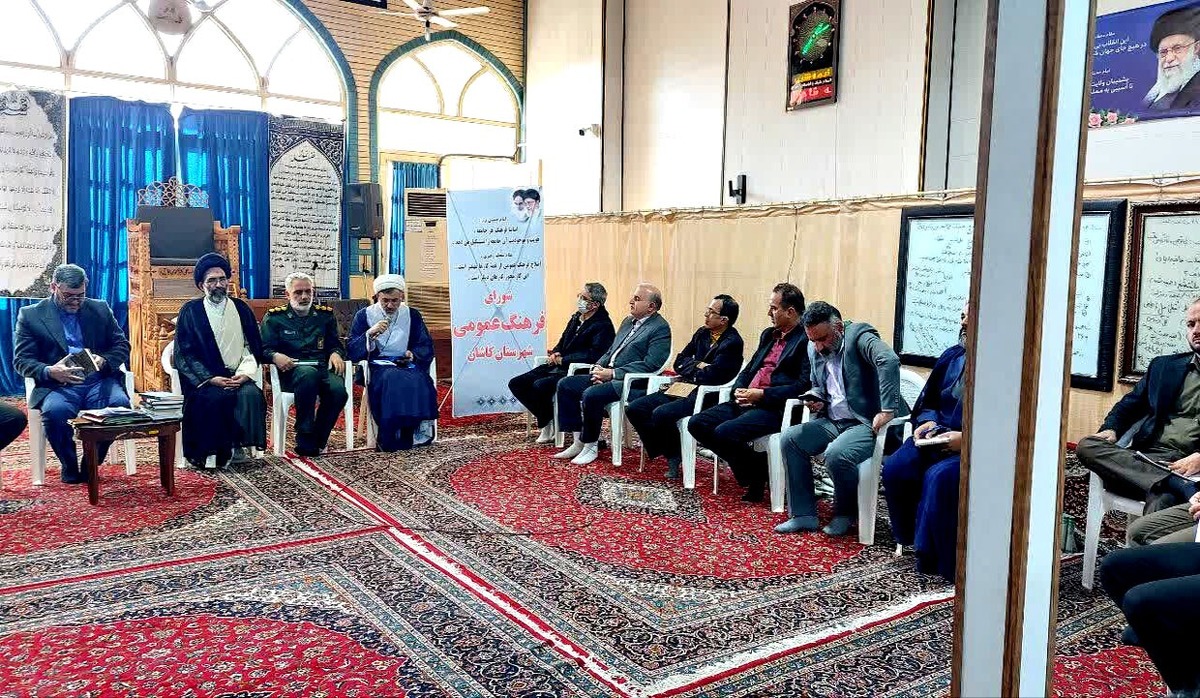 ریشه بسیاری از آسیب‌های اجتماعی جهالت است