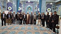 عکس | تجلیل مدیرعامل خبرگزاری رسا از امام جماعت مسجد حضرت ابوالفضل شهرکرد