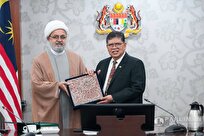 گسترش دیپلماسی وحدت اسلامی در دیدار حجت الاسلام والمسلمین شهریاری با رئیس مجلس مالزی