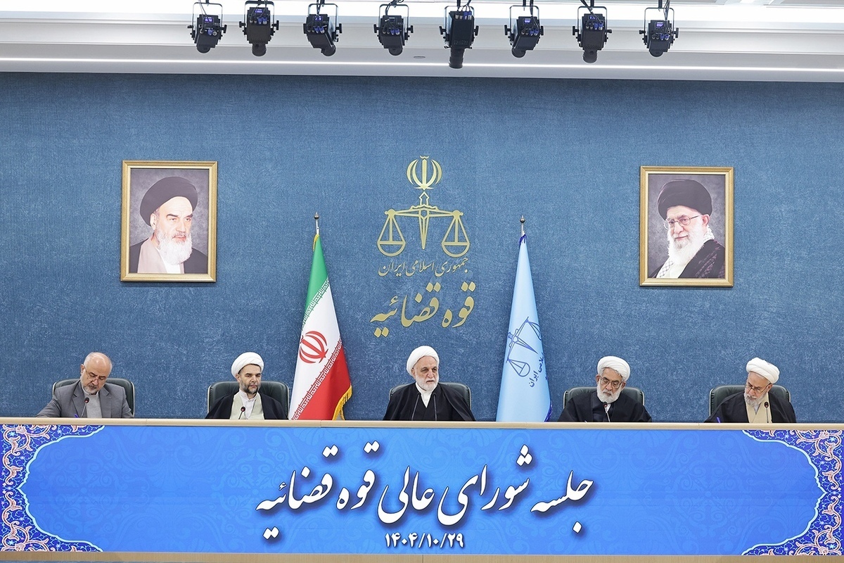 تأکید رئیس قوه قضاییه بر مجازات تروریست‌ها و اغتشاشگران وقایع اخیر