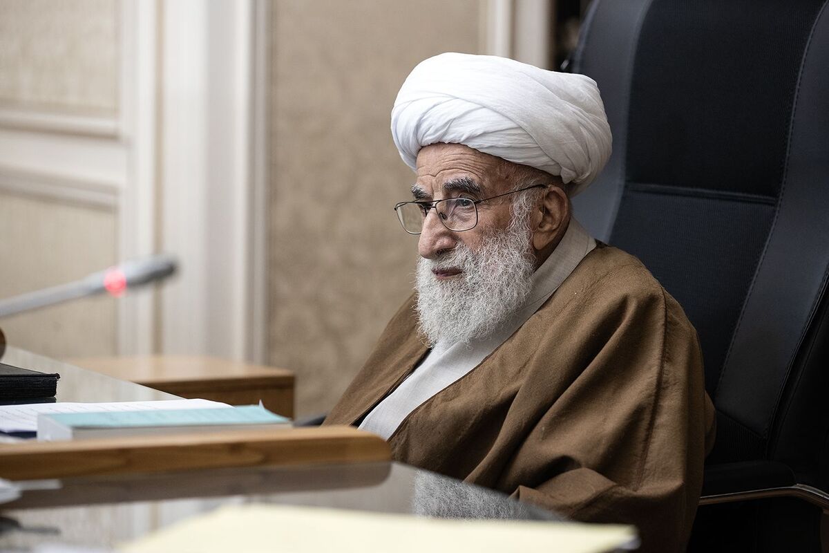 رهبر انقلاب سدی شکست‌ناپذیر در برابر زیاده‌خواهی دشمنان است