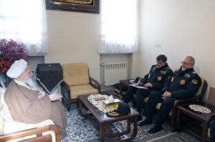 قدردانی آیت الله جوادی آملی از تلاش‌های نیرو‌های انتظامی در حفظ امنیت کشور