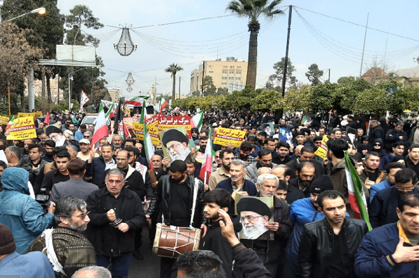 فریاد انتقام خواهی مردم شیراز در پی شهادت رهبر انقلاب اسلامی