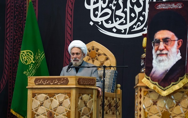 مراسم بزرگداشت شهادت رهبر انقلاب در حرم مطهر شاهچراغ
