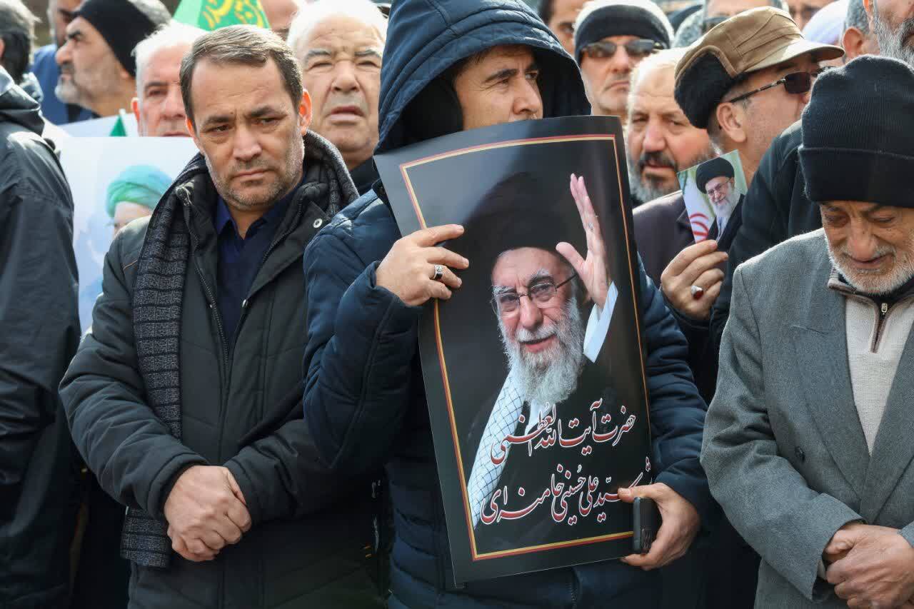 تشییع باشکوه پیکر ۱۲ شهید اقتدار آذربایجان شرقی با حضور گسترده مردم و مسئولان+ تصاویر
