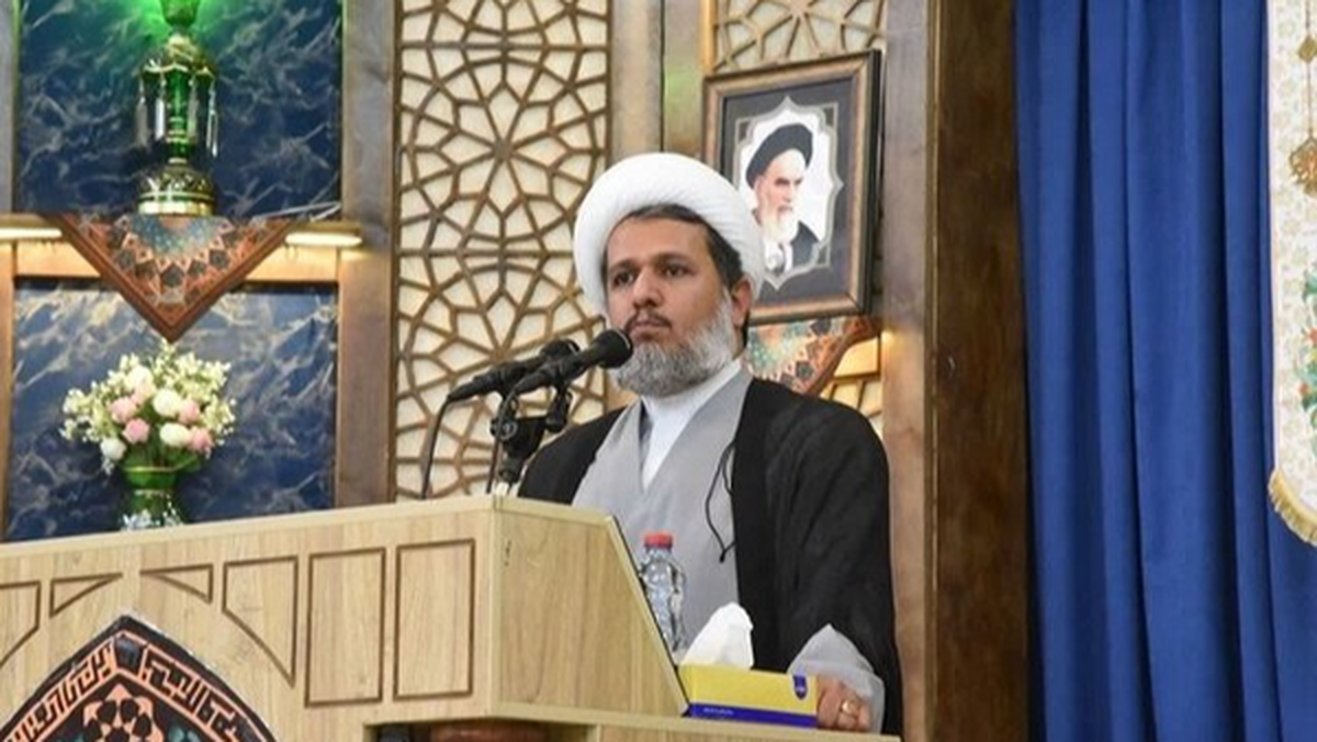ملت ایران از خون مطهر رهبر انقلاب نخواهد گذشت