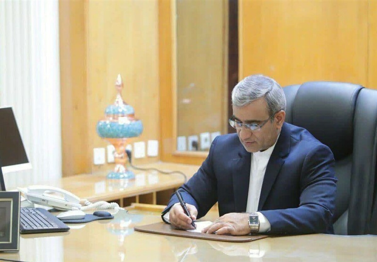 بیعت استاندار خراسان رضوی با آیت‌الله سیدمجتبی خامنه‌ای