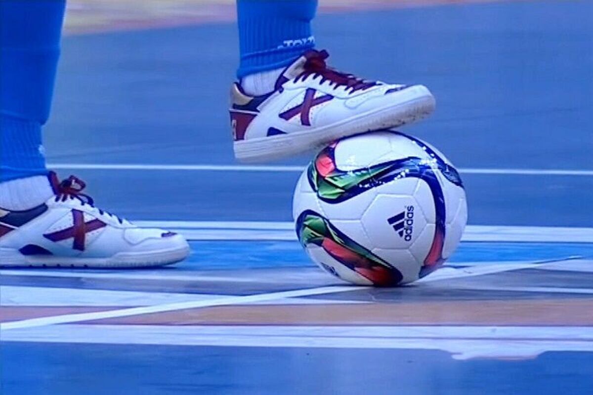 فوتسال جام رمضان مداحان کاشان و آران و بیدگل استارت خورد