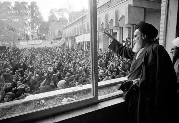 زنده نگهداشت دهم اسفند ماه بیعت با امام خمینی است