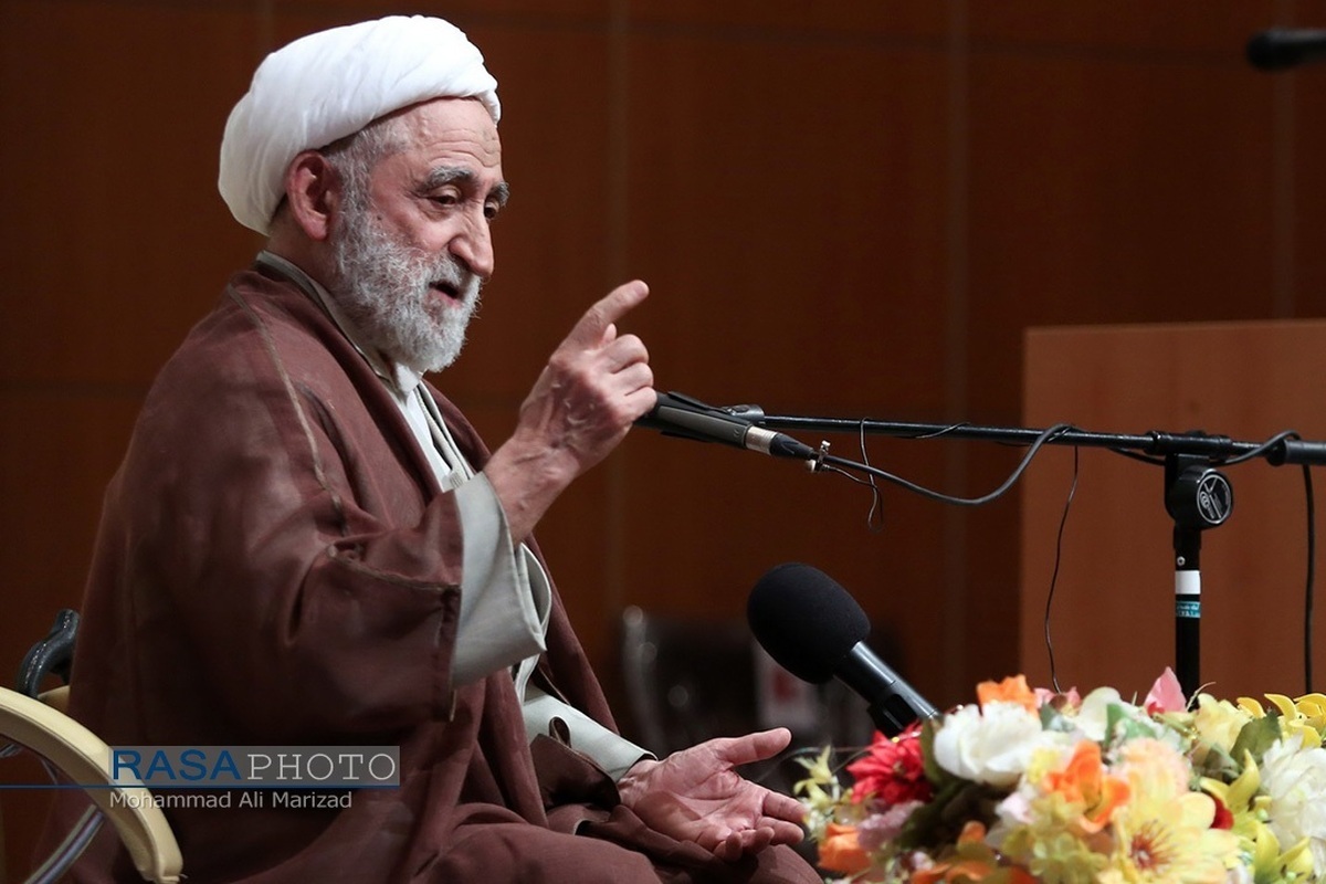 دعای آیت الله استادی در شب قدر برای سلامتی و موفقیت رهبر انقلاب