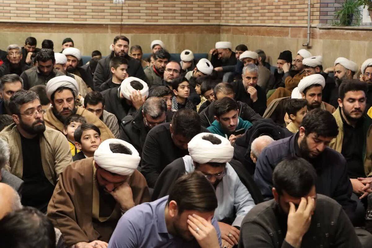 برگزاری ویژه‌برنامه تبیینی و عزای امام شهید برای خانواده‌های طلاب تبریز+ تصاویر